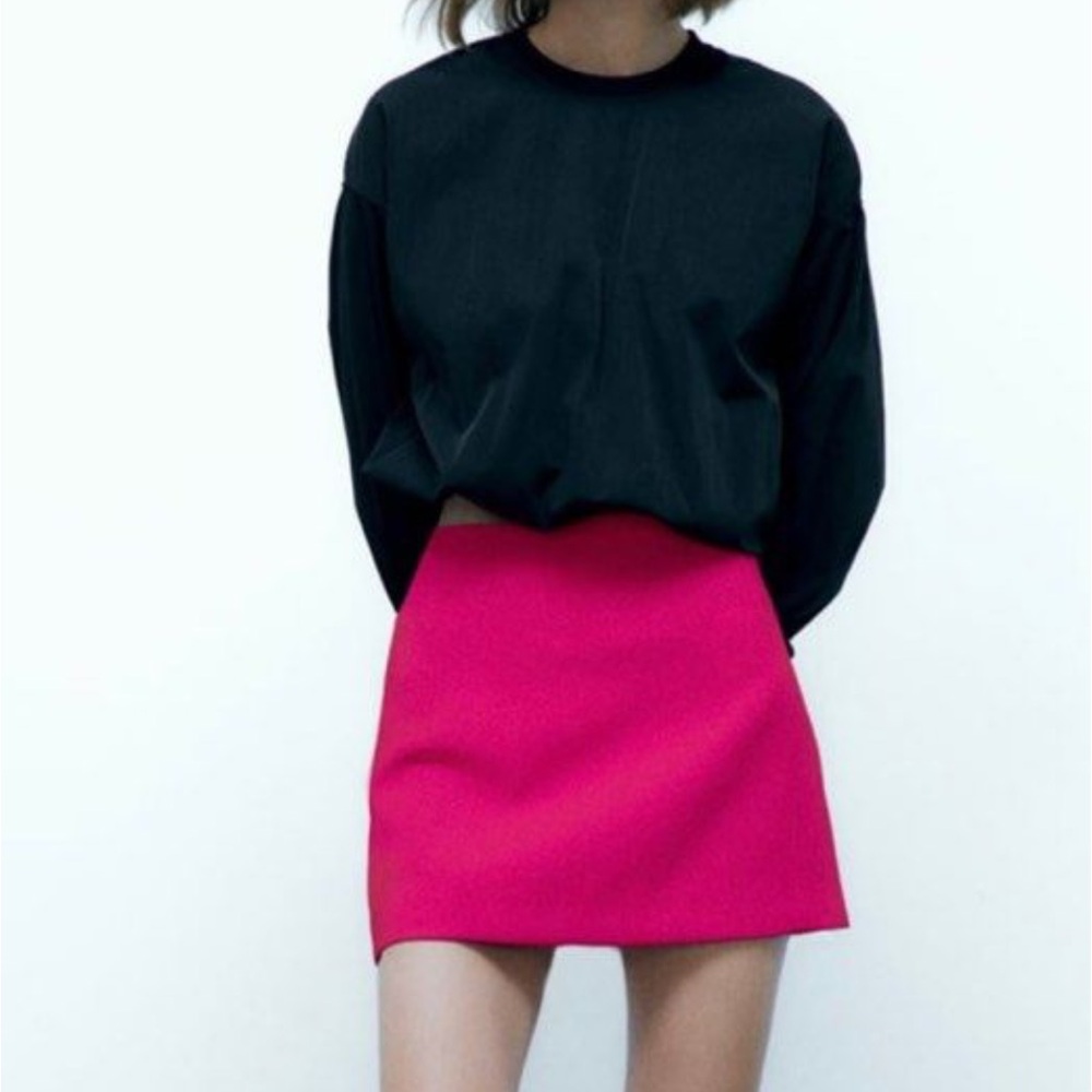 New ZARA SHORT FUSHIA PINK MINI SKIRT